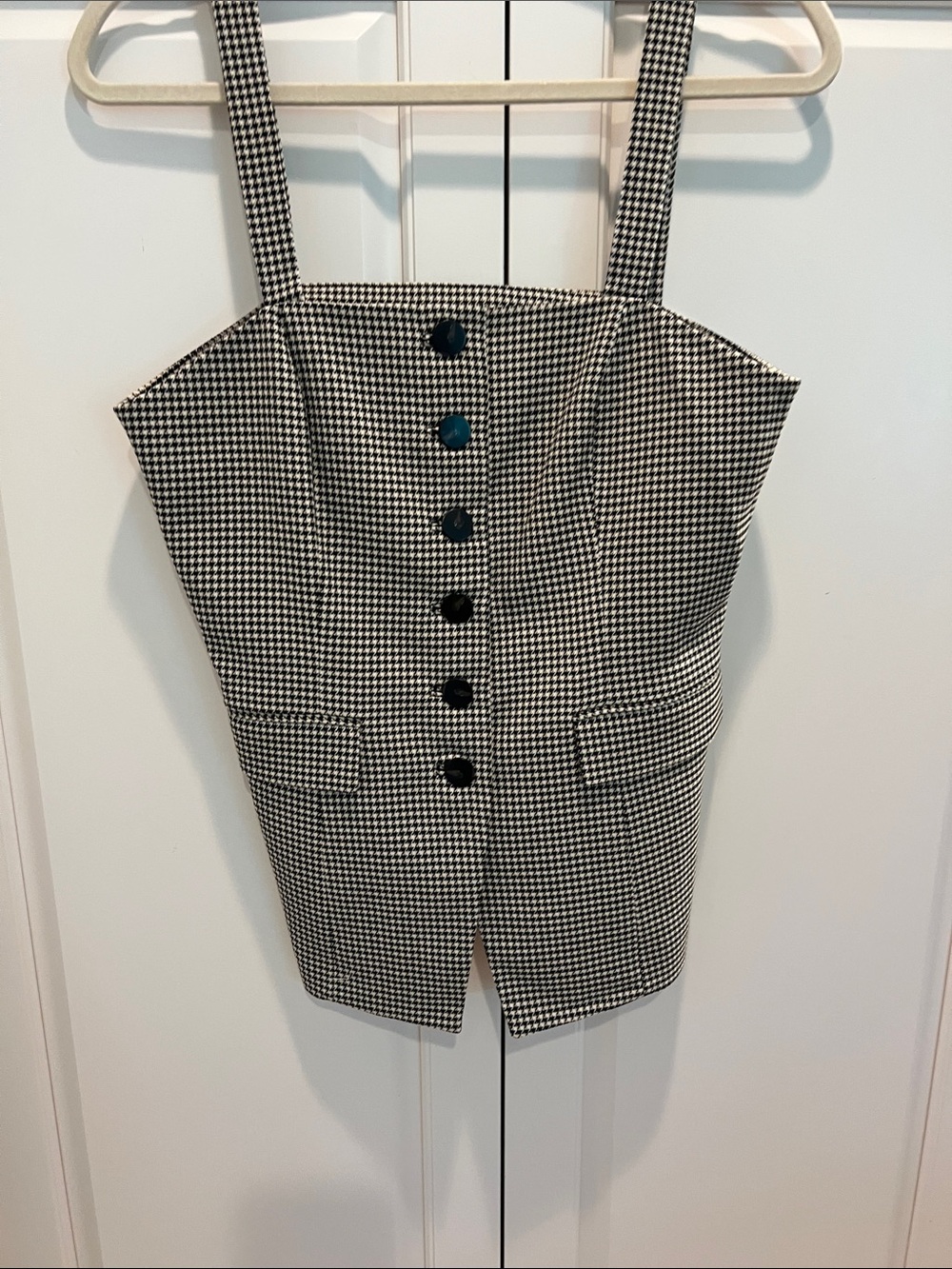 Ann Klein Houndstooth Button Front vest with straps. 🆕 size 6
